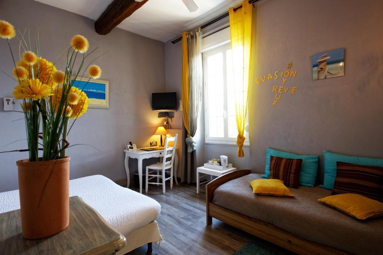 Logis Auberge De Tavel ภายนอก รูปภาพ